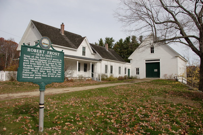 Image of Robert Frost's house, a white building